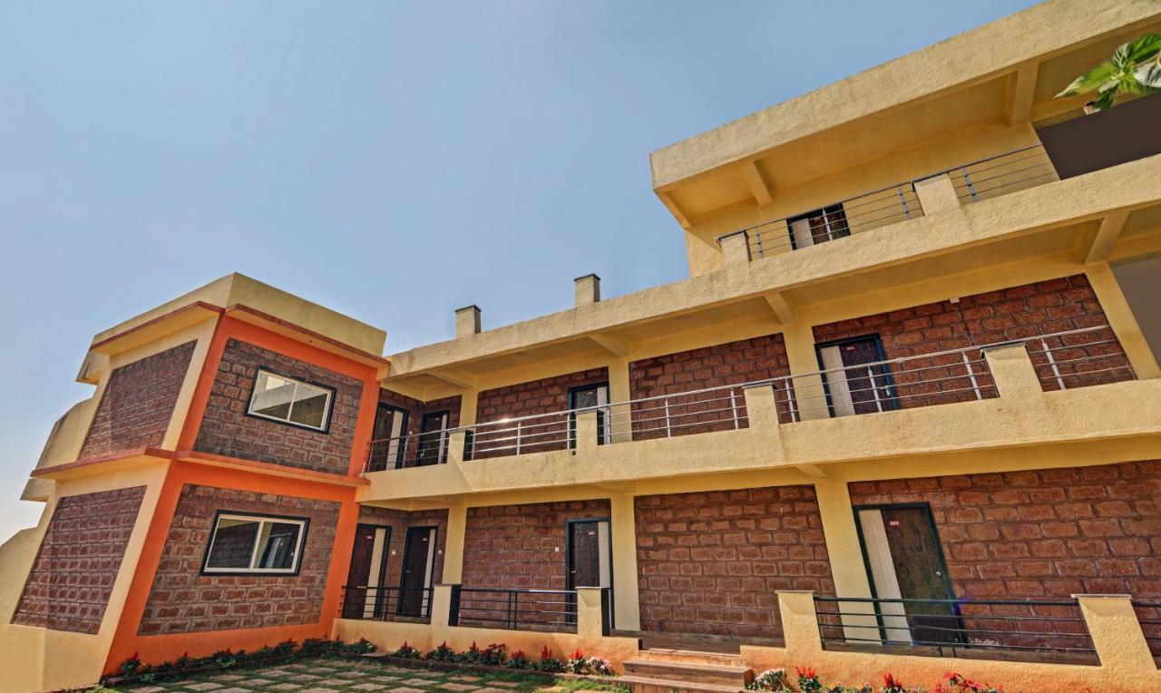 Aditya Hill View Inn Mahabaleshwar Exterior photo